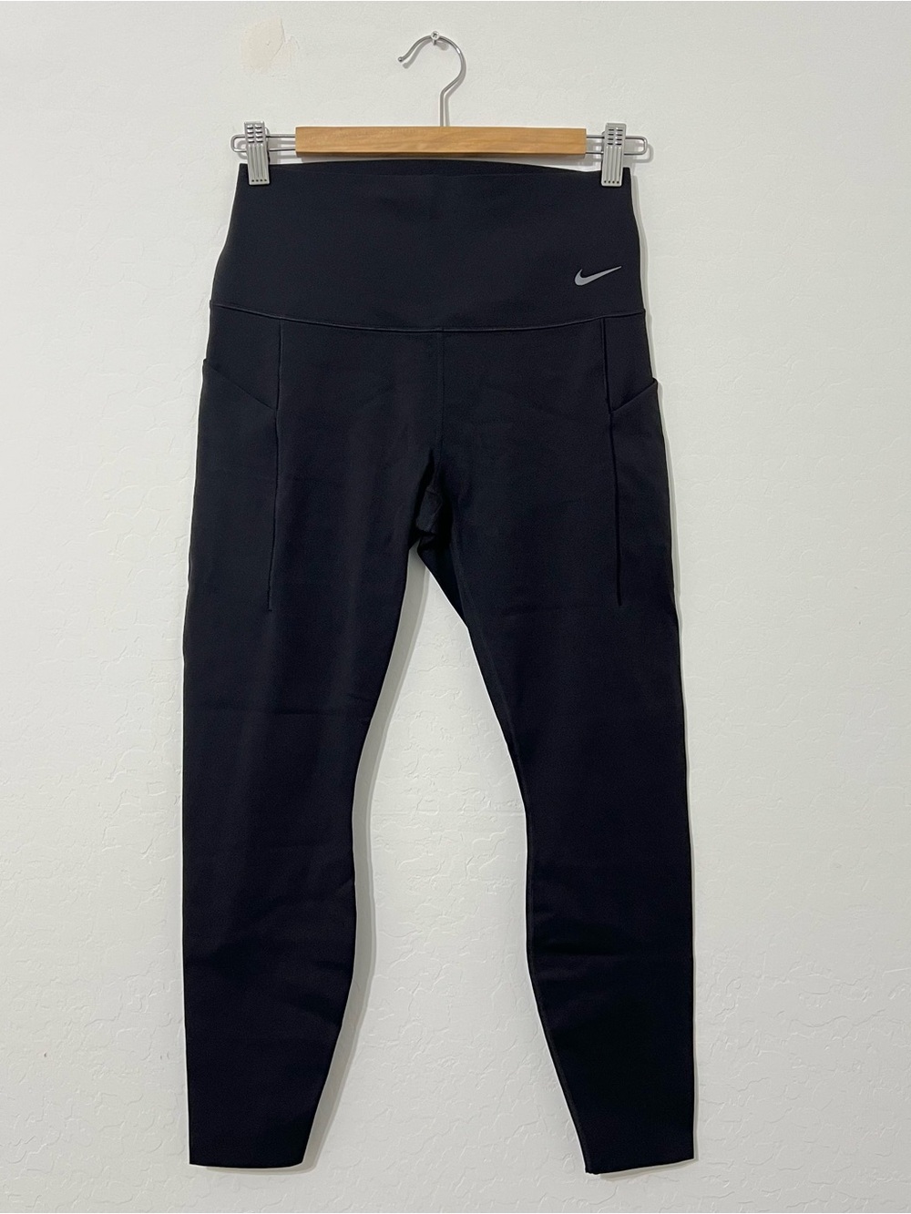 Nike Universal High Waist 7/8 Leggings | w/ Front Seam | DQ5897-010 | Medium